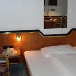 Hotel Rheingarten Duisburgo