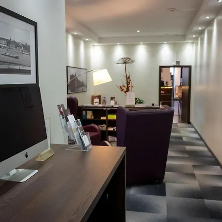 Rheingarten Hotel 4*