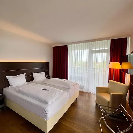 Hotell Rheingarten 4*