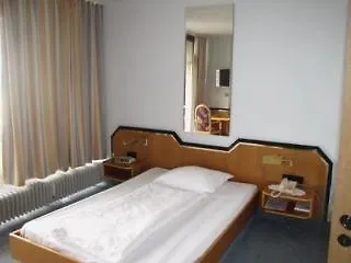 Rheingarten 4* Duisburgo